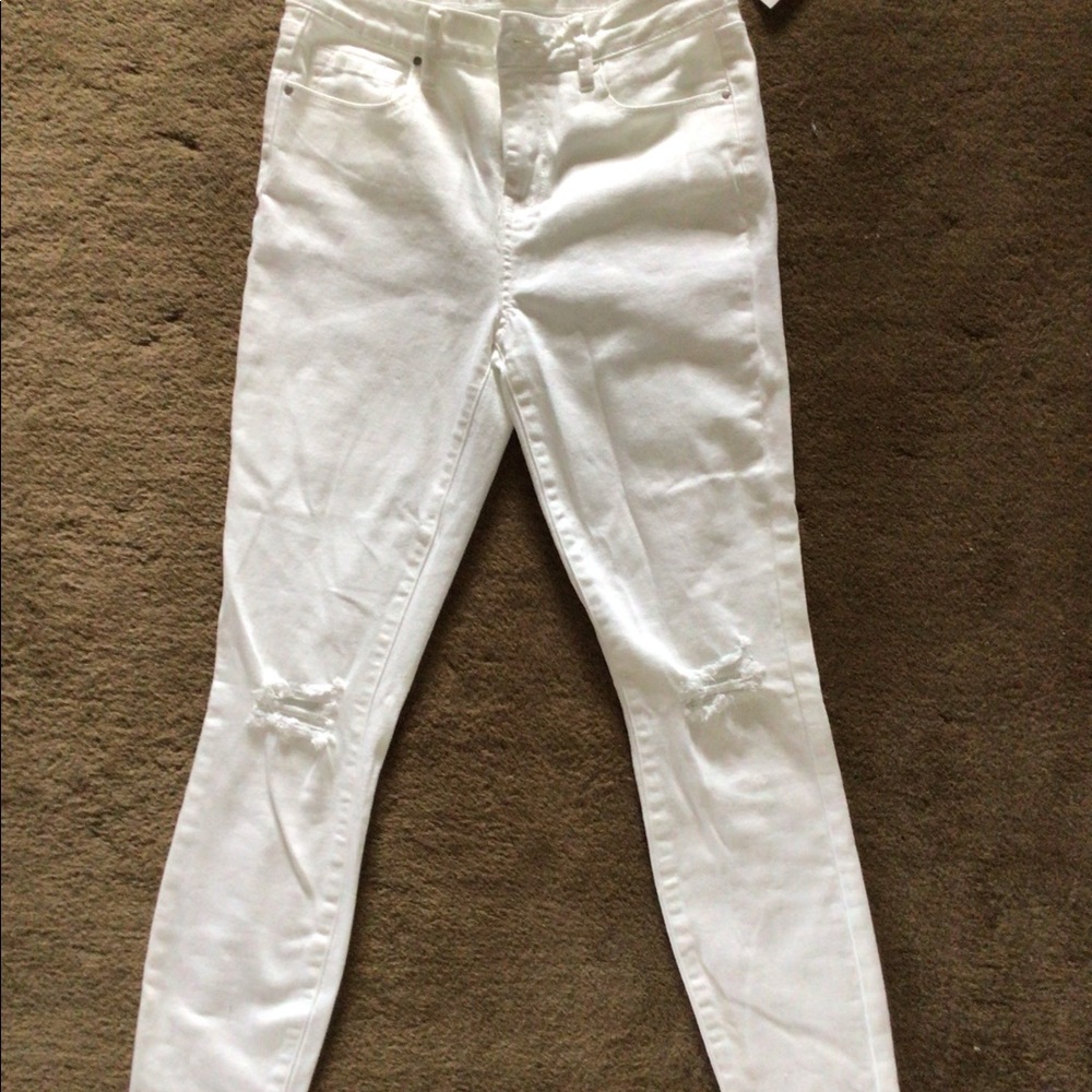 Women’s cotton jeans.